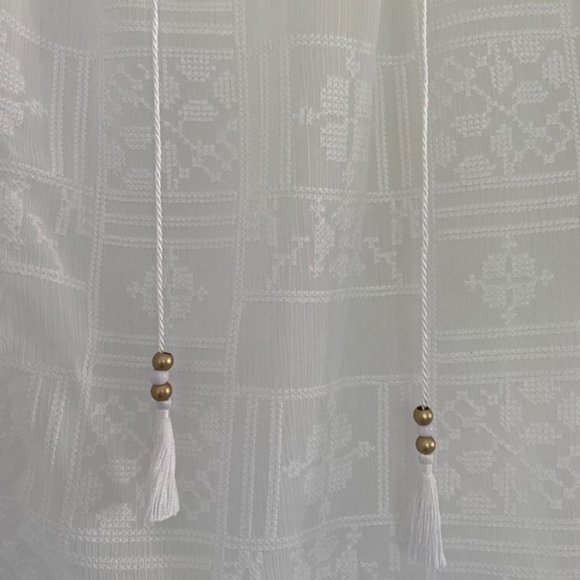 NWT White Embroidered Lace Tassel Tunic - Picture 3 of 5